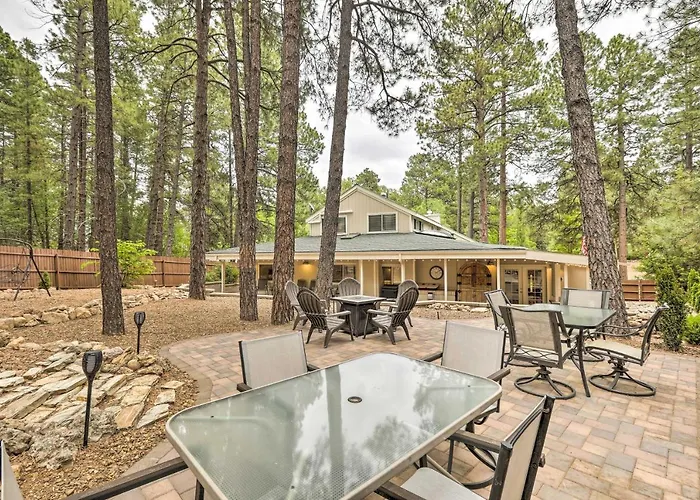 Expansive Family Retreat W/ Media Room! Flagstaff
