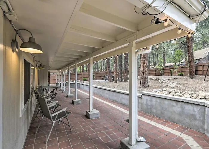 Expansive Family Retreat W/ Media Room! Casa vacanze Flagstaff