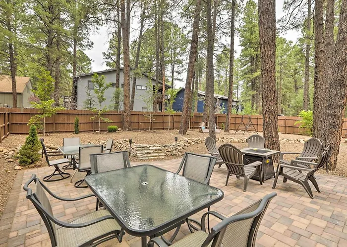 Expansive Family Retreat W/ Media Room!